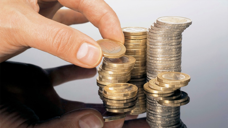 «Xαράτσι» 0,1% – 0,2% στις τραπεζικές συναλλαγές «Xαράτσι» 0,1% – 0,2% στις τραπεζικές συναλλαγές