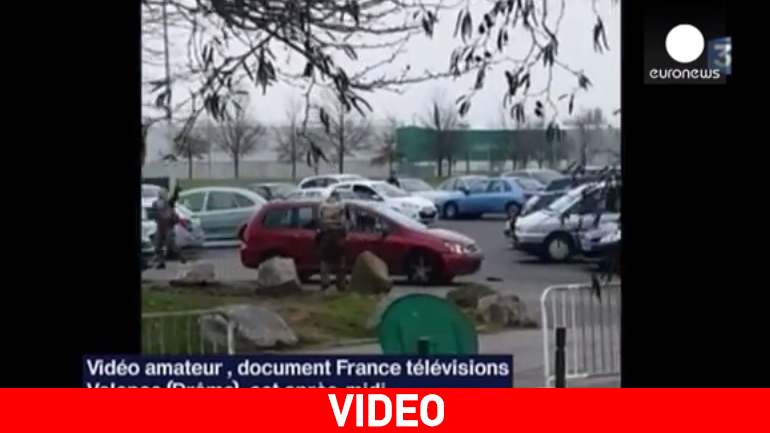 Το βίντεο με την αποτυχημένη επίθεση έξω από τέμενος στη Γαλλία