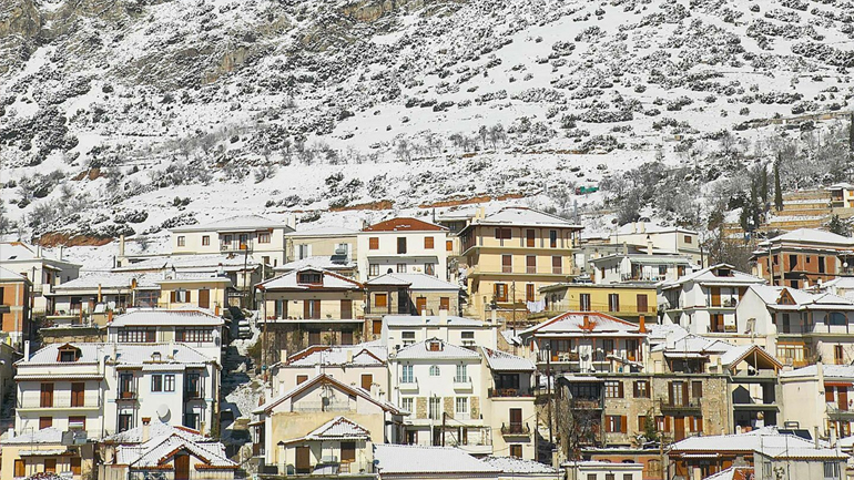 Στην Αράχοβα ο Καραμανλής