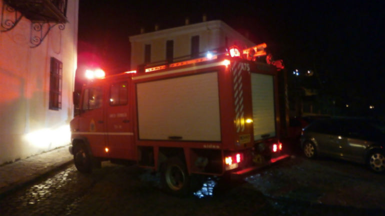 Ιωάννινα: Μεγάλη επιχείρηση για τη μεταφορά υπέρβαρου που ξεψύχησε