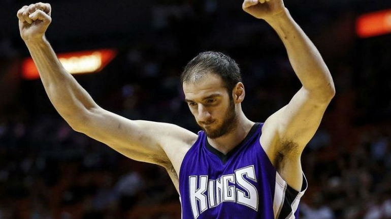 Νίκη για τους Κινγκς – Θετικός ο Κουφός