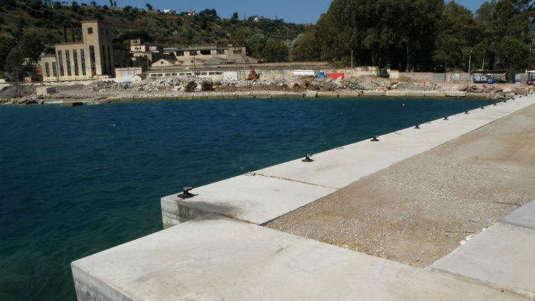 Εργατικό ατύχημα στο λιμάνι του Αιγίου