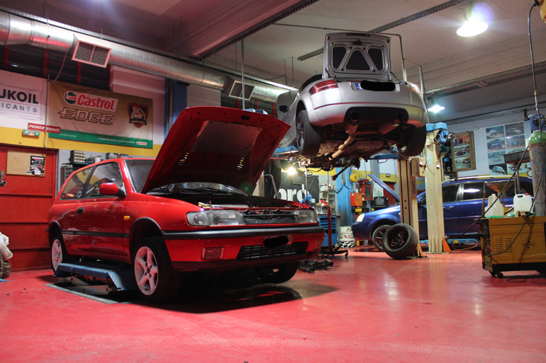 Αν επέστρεφαν στους δρόμους τα αυτοκίνητα θα είχαν.. δουλειά και τα συνεργεία με ότι αυτό συνεπάγεται