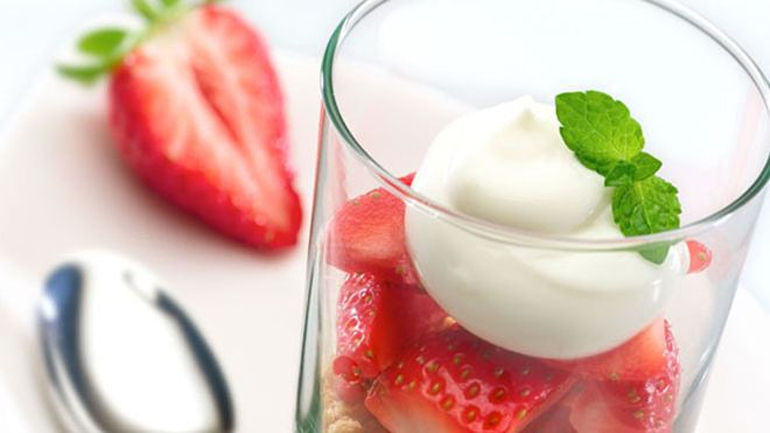 Cheesecake με φράουλα…να το φας στο ποτήρι