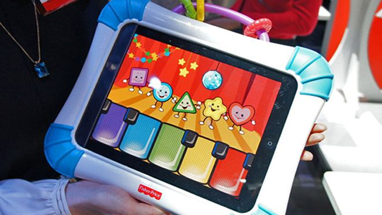Γιατί οι επιστήμονες προτρέπουν τους γονείς να δίνουν iPad στα μωρά