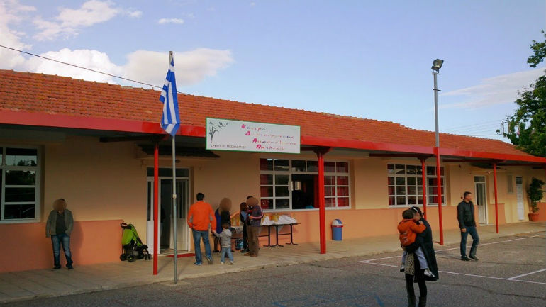 Μεσολόγγι: Επεδείκνυε τα γεννητικά του όργανα έξω από σχολείο