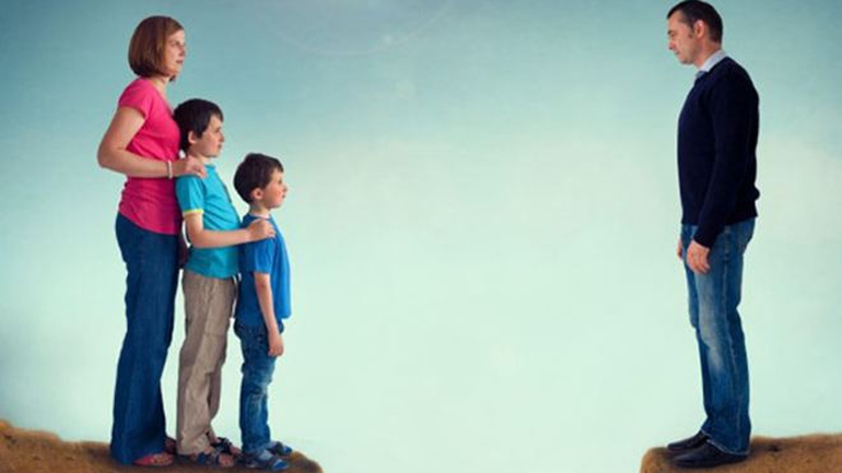 Όταν ο πρώην σύντροφός σας κατηγορεί το παιδί