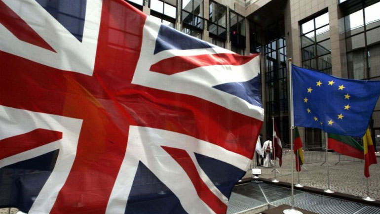 Αυξάνονται οι Βρετανοί που επιθυμούν Brexit