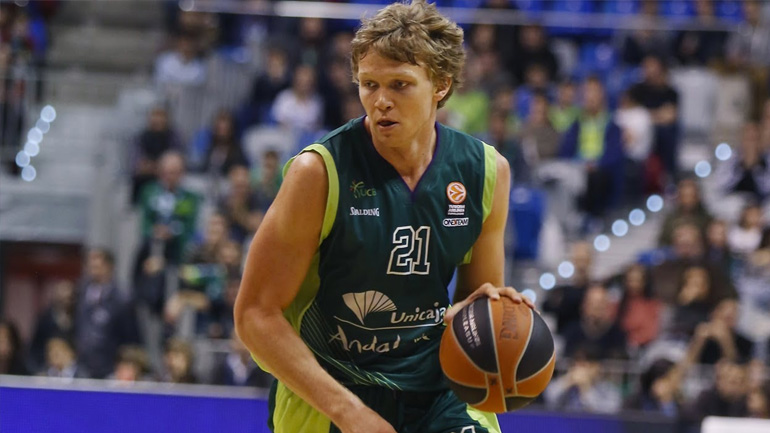 Νοκ-άουτ ο Κουζμίνσκας