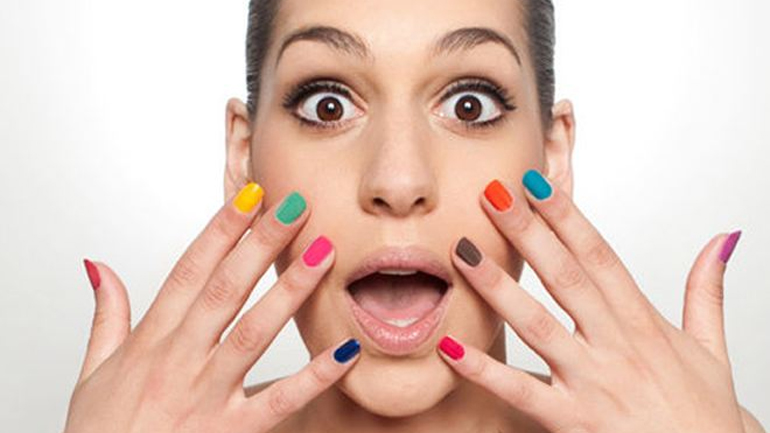 Διαλέξτε το χρώμα που θα βάψετε τα νύχια σας ανάλογα με τον χαρακτήρα σας