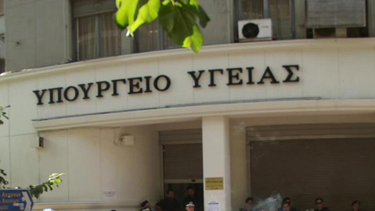 Υπ. Υγείας: 100 γιατροί και 400 νοσηλευτές τοποθετούνται σε μονάδες εντατικής θεραπείας
