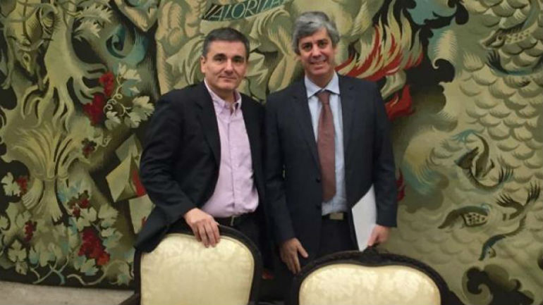 Με τον υπουργό Οικονομικών της Πορτογαλίας συναντήθηκε ο Τσακαλώτος