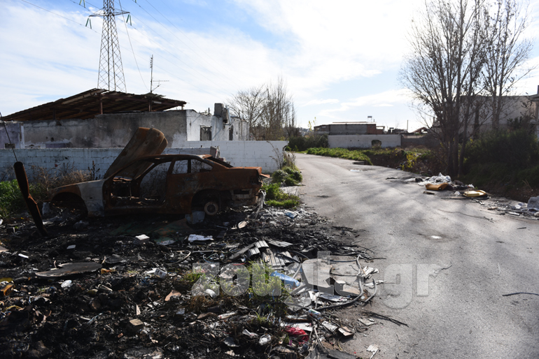 'Χωματερή' κλεμμένων αυτοκινήτων...