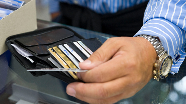 Πληρωμή φόρων με χρεωστική ή πιστωτική κάρτα μέσω Taxis