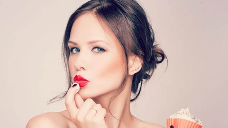 Συμβουλές για να καταναλώσετε γλυκά χωρίς να κάνετε κακό στη σιλουέτα σας