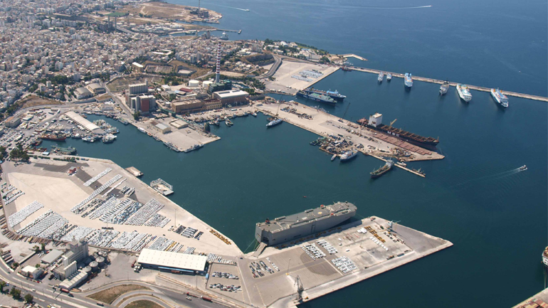 Aναπτύσσεται το λιμάνι του Πειραιά