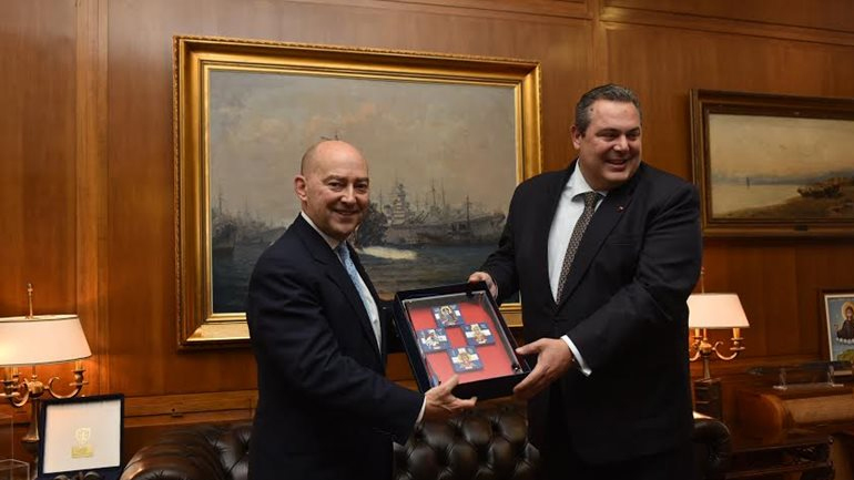 Συνάντηση Καμμένου με τον πρώην Ναύαρχο του ΝΑΤΟ James Stavridis