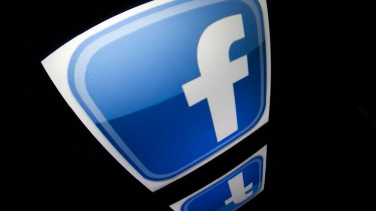 Tρόποι να του τραβήξεις την προσοχή στο facebook!