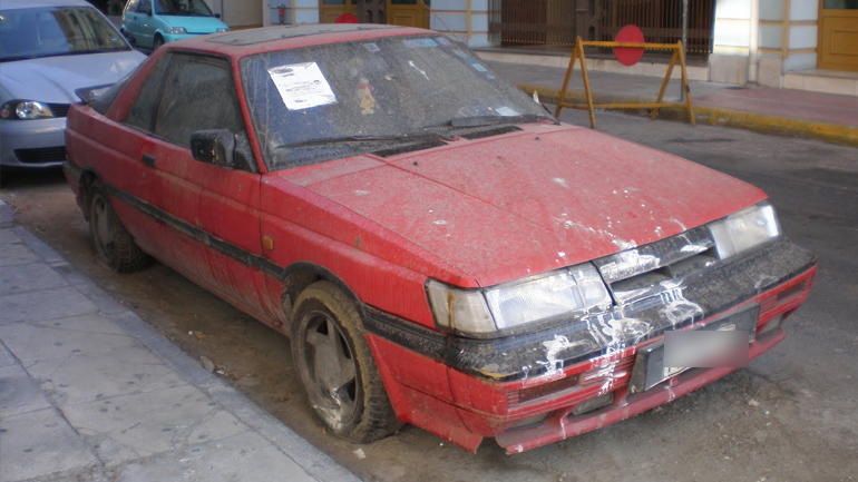 Επιχείρηση «σκούπα» για τα εγκαταλελειμμένα αυτοκίνητα στη Νάουσα