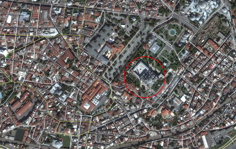 Σε κύκλο η πλατεία Σουλταναχμέτ