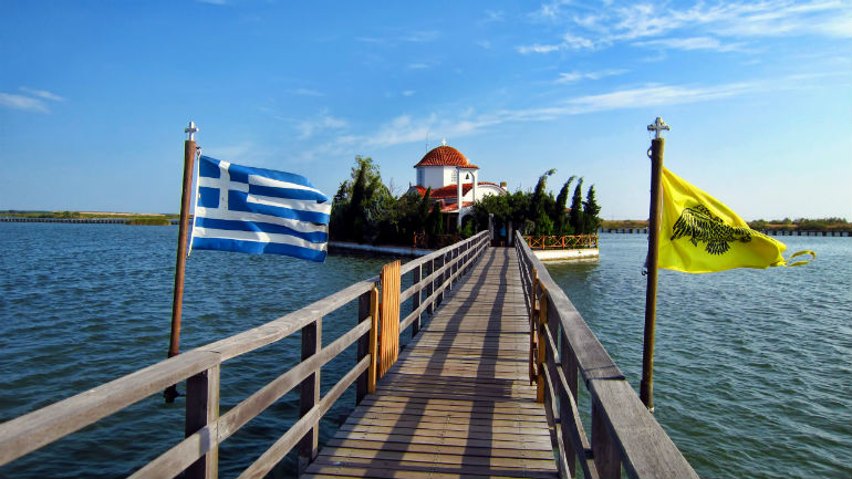 Ιστορική απόφαση του Εφετείου Θράκης: Καμία ιδιοκτησία της Μονής Βατοπεδίου στη Λίμνη Βιστωνίδα