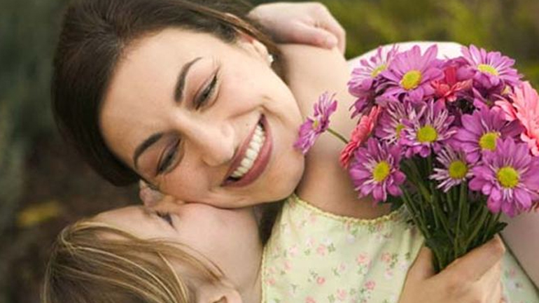 Η ήρεμη μαμά μεγαλώνει ευτυχισμένα παιδιά