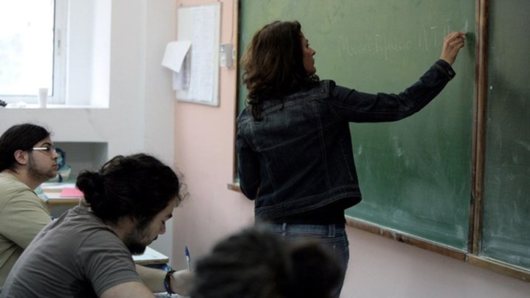 Κατερίνη: Εισέβαλαν σε σχολείο και άρπαξαν κινητά