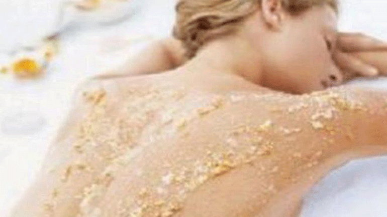 Σούπερ ενυδατικό scrub με παραγινωμένες μπανάνες!