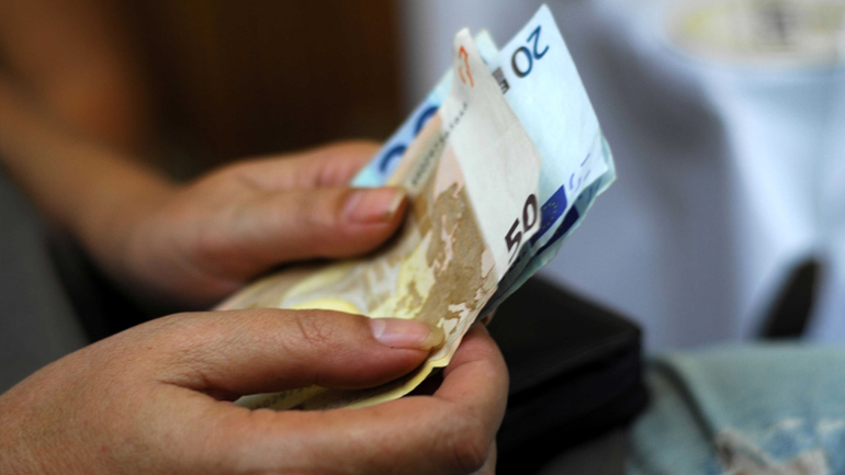 ΟΓΑ: Λήγει η προθεσμία των αιτήσεων για τα οικογενειακά επιδόματα του 2015