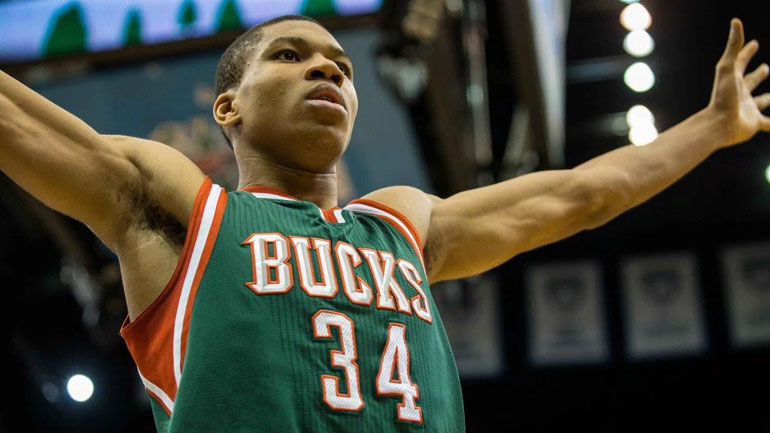 Αντετοκούνμπο: «Δουλειά μου είναι να σουτάρω»