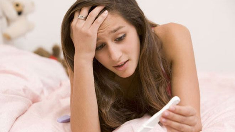 Πώς ακριβώς λειτουργεί ένα τεστ εγκυμοσύνης;