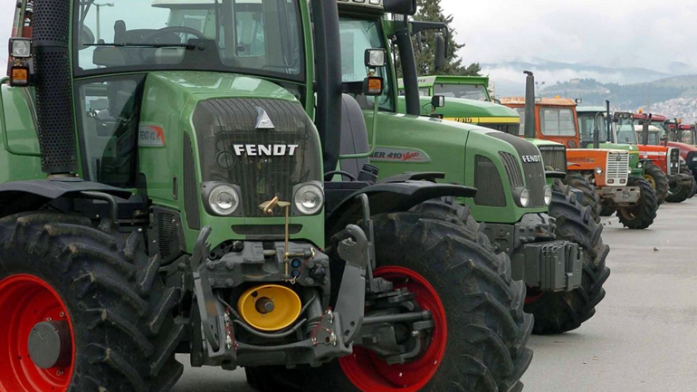 Κλείνουν τα Τέμπη οι αγρότες