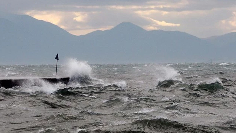 Προβλήματα στις ακτοπλοϊκές συγκοινωνίες λόγω ισχυρών ανέμων