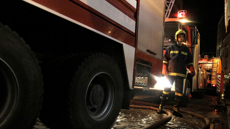 Πυρκαγιά σε κατάστημα υποδημάτων στην Ηλιούπολη