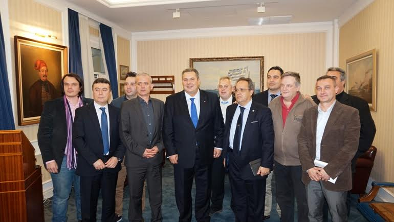 Ο Πάνος Καμμένος συναντήθηκε με ομοσπονδίες Ενόπλων Δυνάμεων και Σωμάτων Ασφαλείας