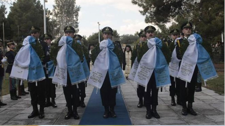 Η Ελλάδα υποδέχθηκε τα λείψανα έξι στρατιωτικών που έπεσαν στην Κύπρο