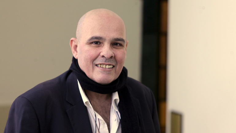 «Εάν βρεθεί βουλευτής να ψηφίσει τα μέτρα τότε δεν θα μπορεί να πάει ούτε στο περίπτερο»!