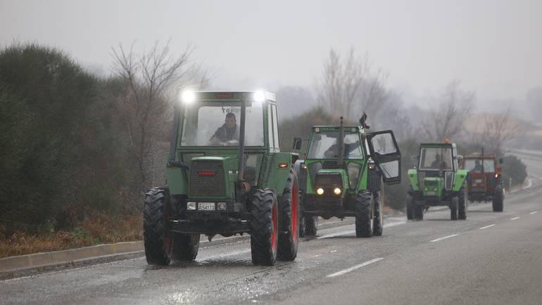 Στον αποκλεισμό του τελωνείου στον Προμαχώνα προχώρησαν οι αγρότες Στον αποκλεισμό του τελωνείου στον Προμαχώνα προχώρησαν οι αγρότες