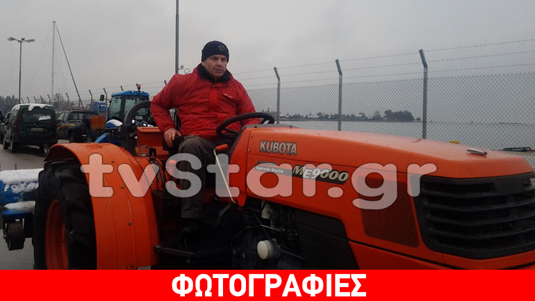 Στα μπλόκα των αγροτών με… τρακτέρ ο Απόστολος Γκλέτσος