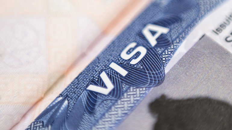 Αλλαγές στον τρόπο χορήγησης της αμερικάνικης βίζας λόγω τρομοκρατικών απειλών