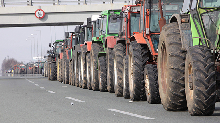 Λαπαβίτσας: Οι αγρότες μπορούν να σταματήσουν τη μνημονιακή καταδίκη