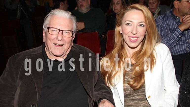 Πυρ και μανία ο Βουτσάς – Τα «χώνει» στους επικριτές του για τον γάμο και το παιδί στα 84