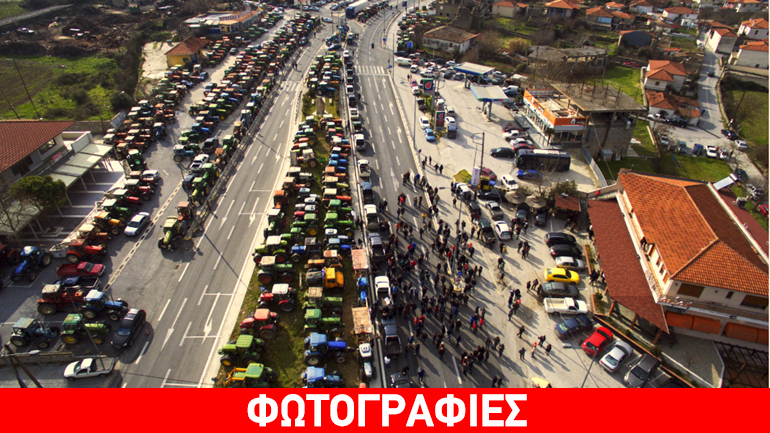 Έκλεισαν τα Τέμπη οι αγρότες