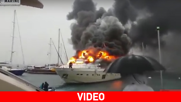 Στις φλόγες σούπερ-γιότ Ρώσου επιχειρηματία