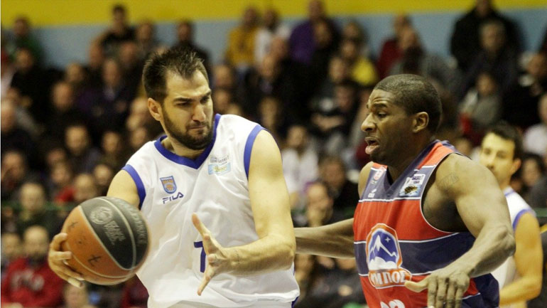 Τρίτωσε το καλό για την Καβάλα, 80-72 τα Τρίκαλα