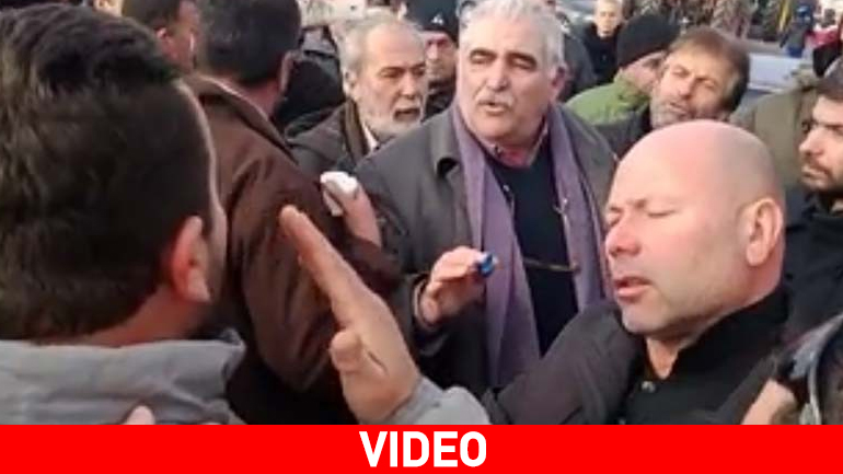 Έδιωξαν κακήν-κακώς βουλευτή του ΣΥΡΙΖΑ από το μπλόκο της Νίκαιας