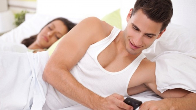 Οικονομική ανεξαρτησία και απιστία