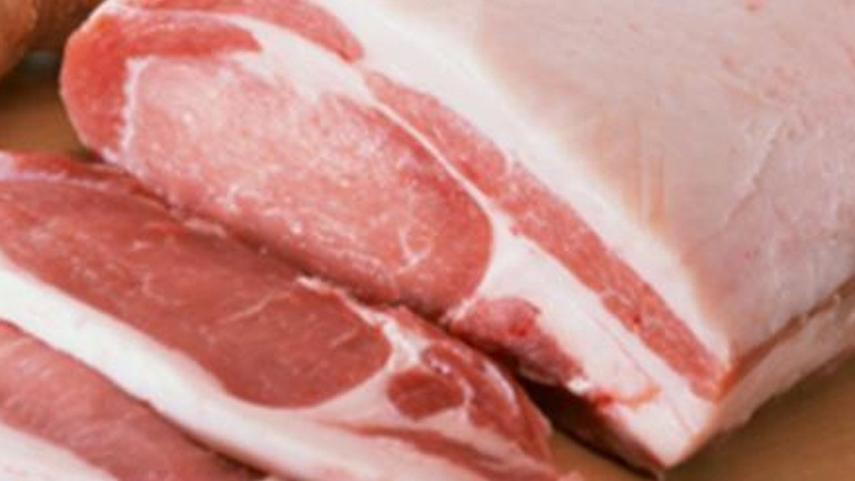 Δέσμευση χοιρινού κρέατος στην κρεαταγορά του Ρέντη