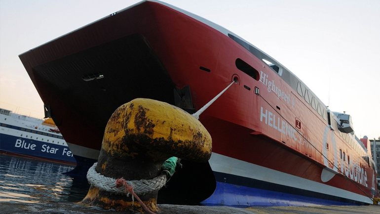 Δεμένα τα πλοία Τετάρτη και Πέμπτη