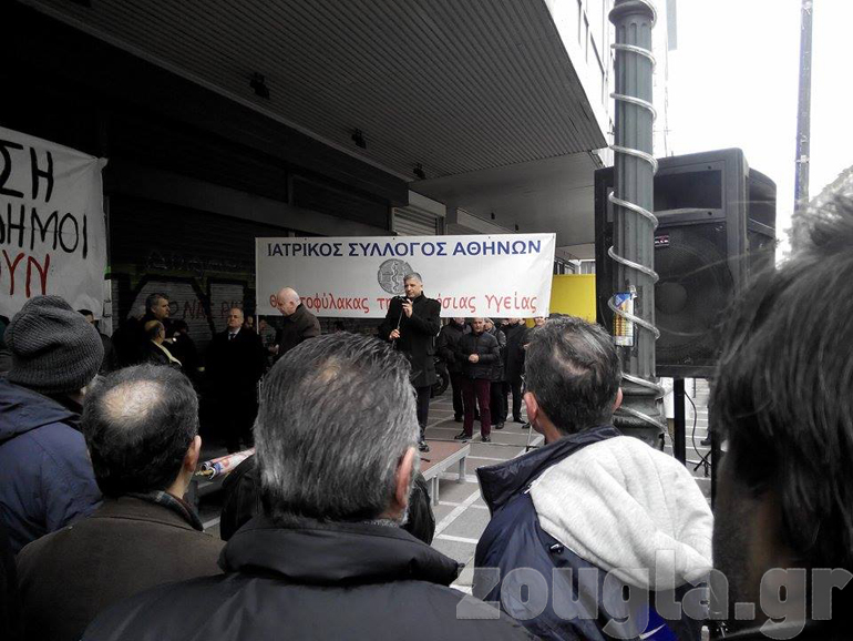 Ο πρόεδρος του Ιατρικού Συλλόγου Αθηνών Γιώργος Πατούλης